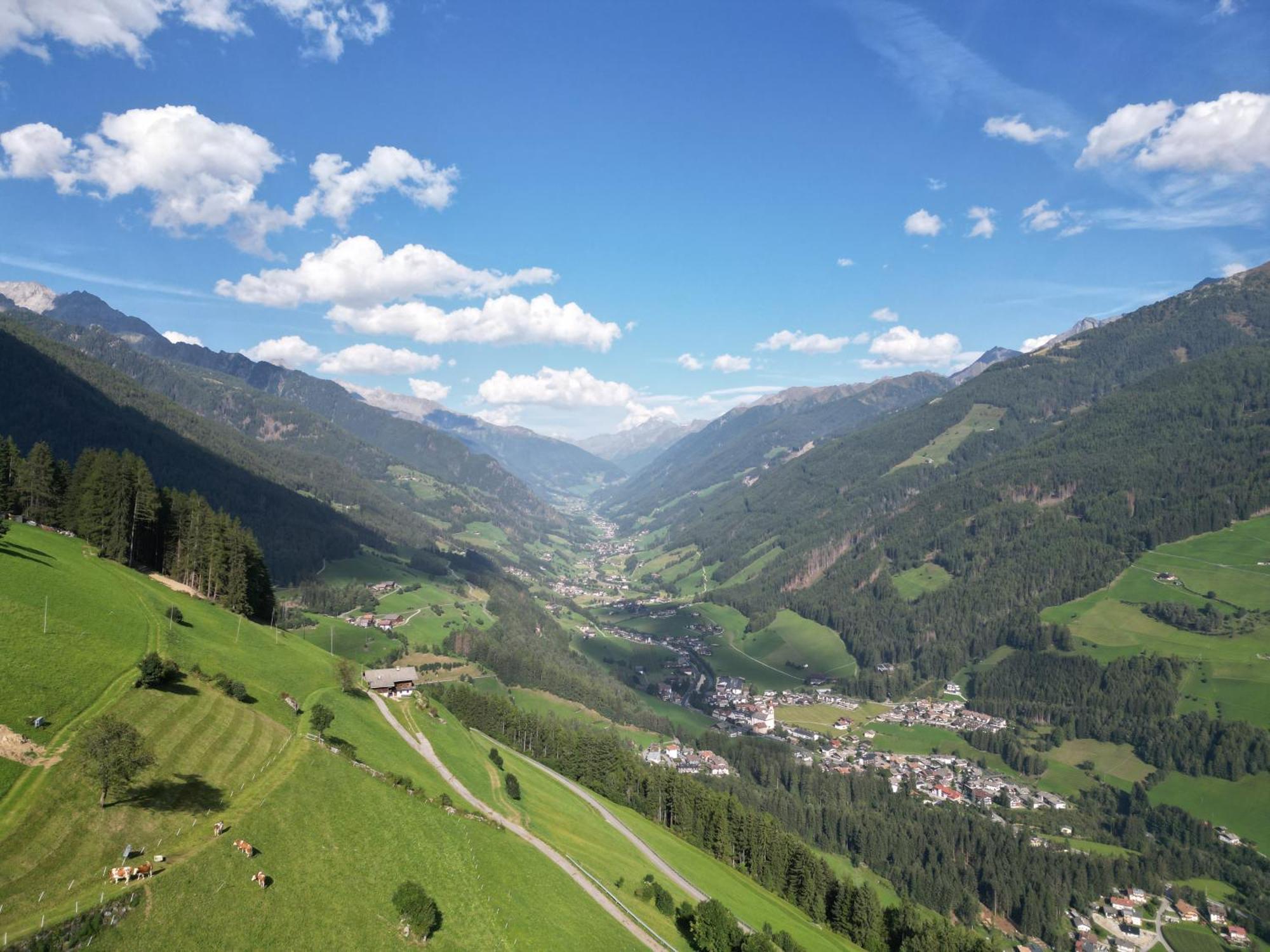 Ortnerhof Apartment Ahrntal ภายนอก รูปภาพ