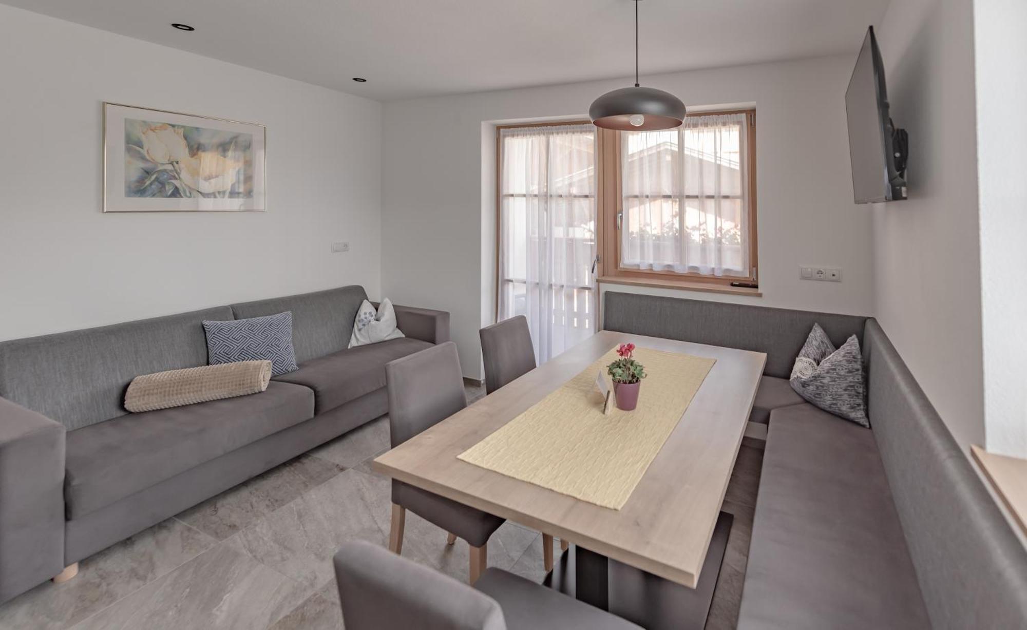 Ortnerhof Apartment Ahrntal ภายนอก รูปภาพ
