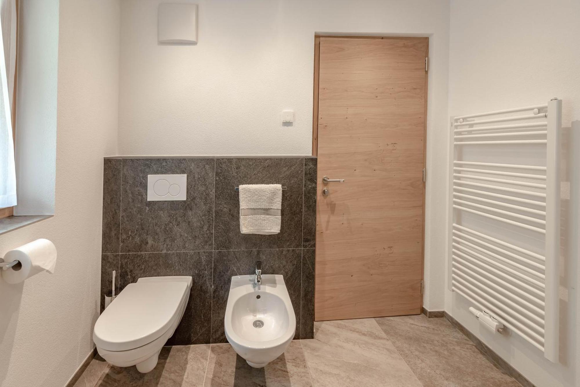 Ortnerhof Apartment Ahrntal ภายนอก รูปภาพ